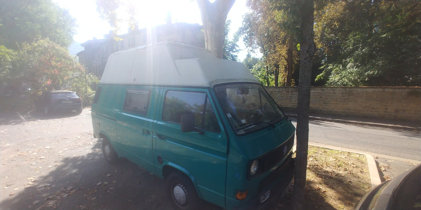 
                                                Caravaning
                                                 Van Volksawagen T3 aménagé