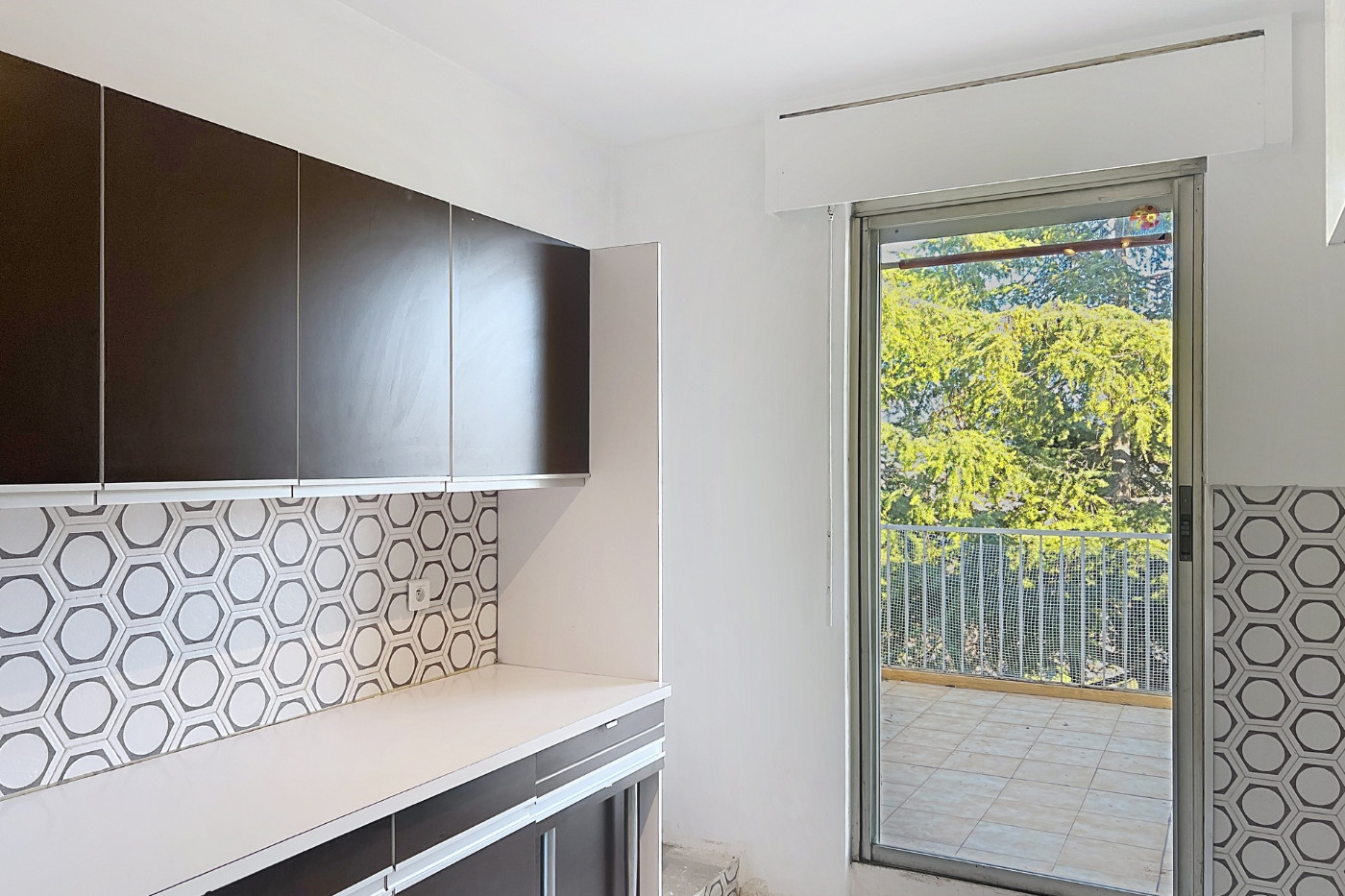 
                                                Location
                                                 Vaste 4 Pièces lumineux 118 m²