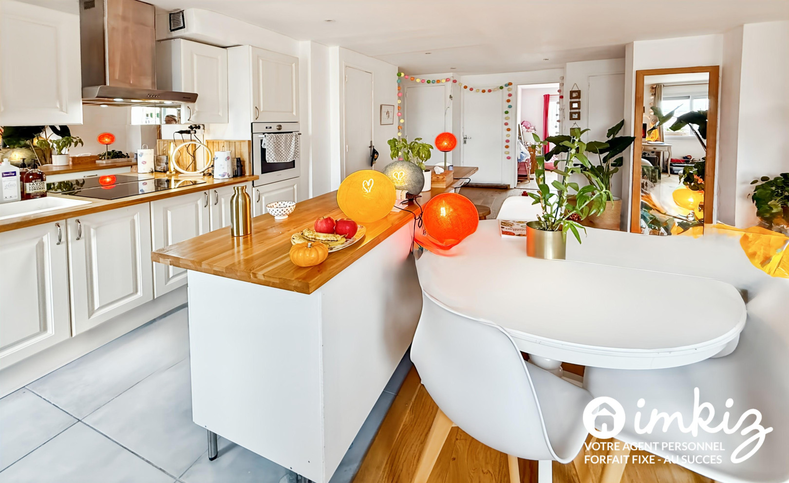 
                                                Vente
                                                 Vaste T4 lumineux Rue des Tyrans