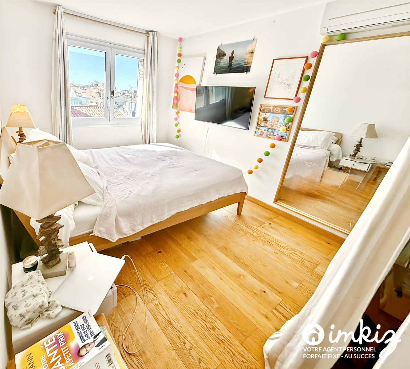 
                                                Vente
                                                 Vaste T4 lumineux Rue des Tyrans