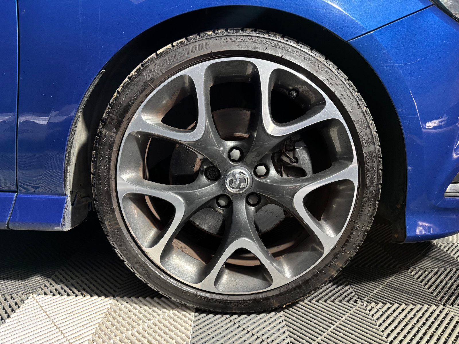
                                                Voiture
                                                 Vauxhall Corsa VXR