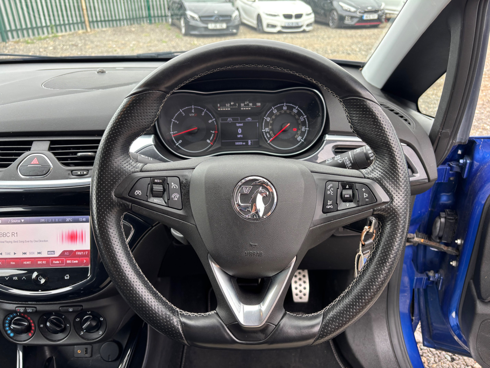 
                                                Voiture
                                                 Vauxhall Corsa VXR