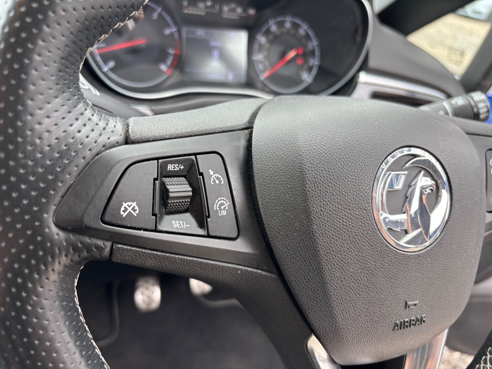 
                                                Voiture
                                                 Vauxhall Corsa VXR