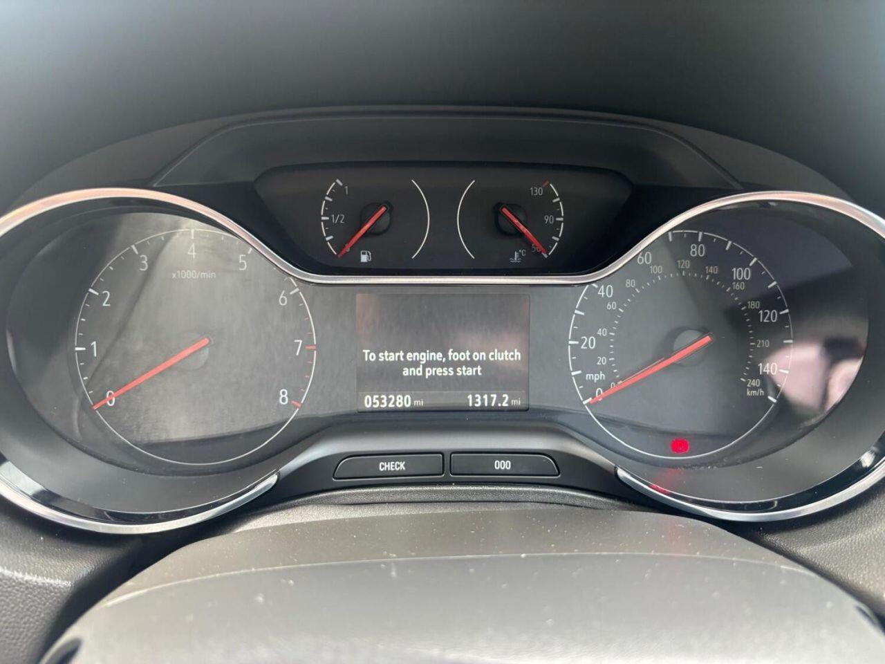 
                                                Voiture
                                                 Vauxhall Grandland X 1.2 Turbo Elite Nav SUV 5dr Petrol Manual Euro 6 (s/s) (130 ps)