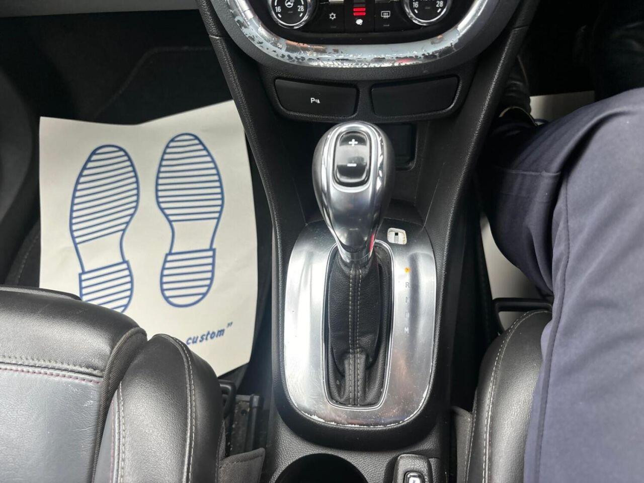 
                                                Voiture
                                                 Vauxhall Mokka 1.4i Turbo SE SUV 5dr Petrol Auto 2WD Euro 6 (140 ps)