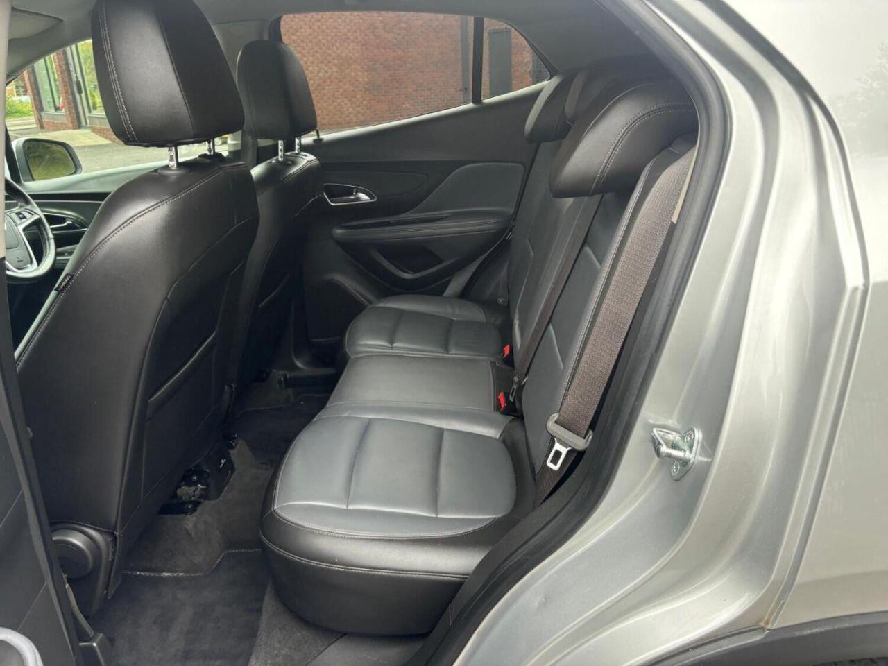 
                                                Voiture
                                                 Vauxhall Mokka 1.4i Turbo SE SUV 5dr Petrol Auto 2WD Euro 6 (140 ps)