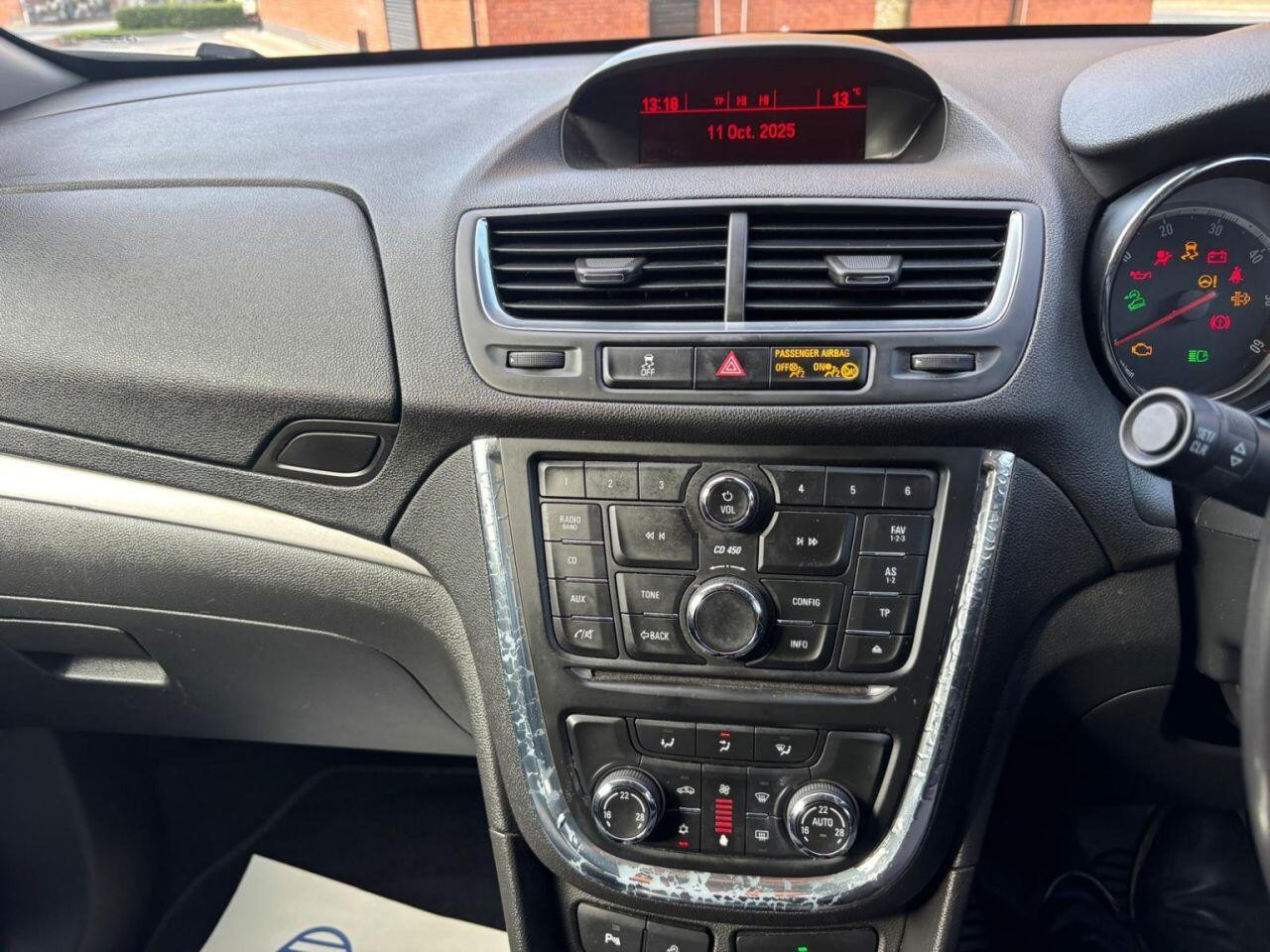 
                                                Voiture
                                                 Vauxhall Mokka 1.7 CDTi Exclusiv SUV 5dr Diesel Manual 2WD Euro 5 (s/s) (130 ps)