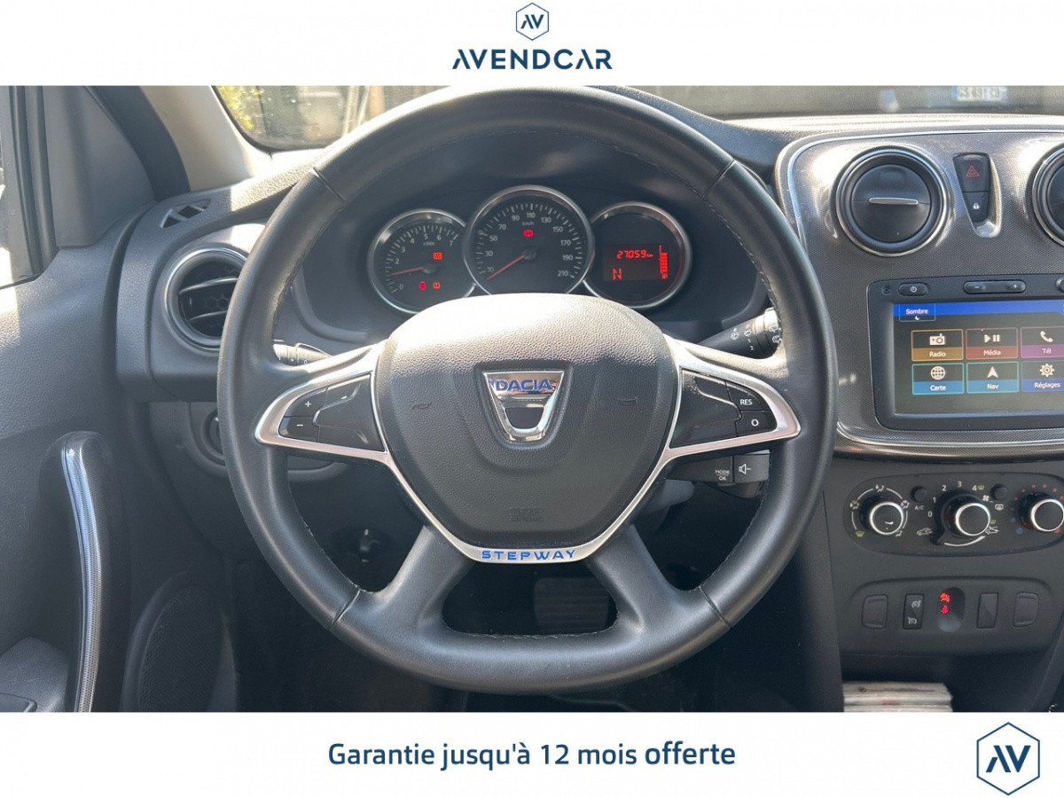 
                                                Voiture
                                                 Véhicule Dacia Sandero (2)