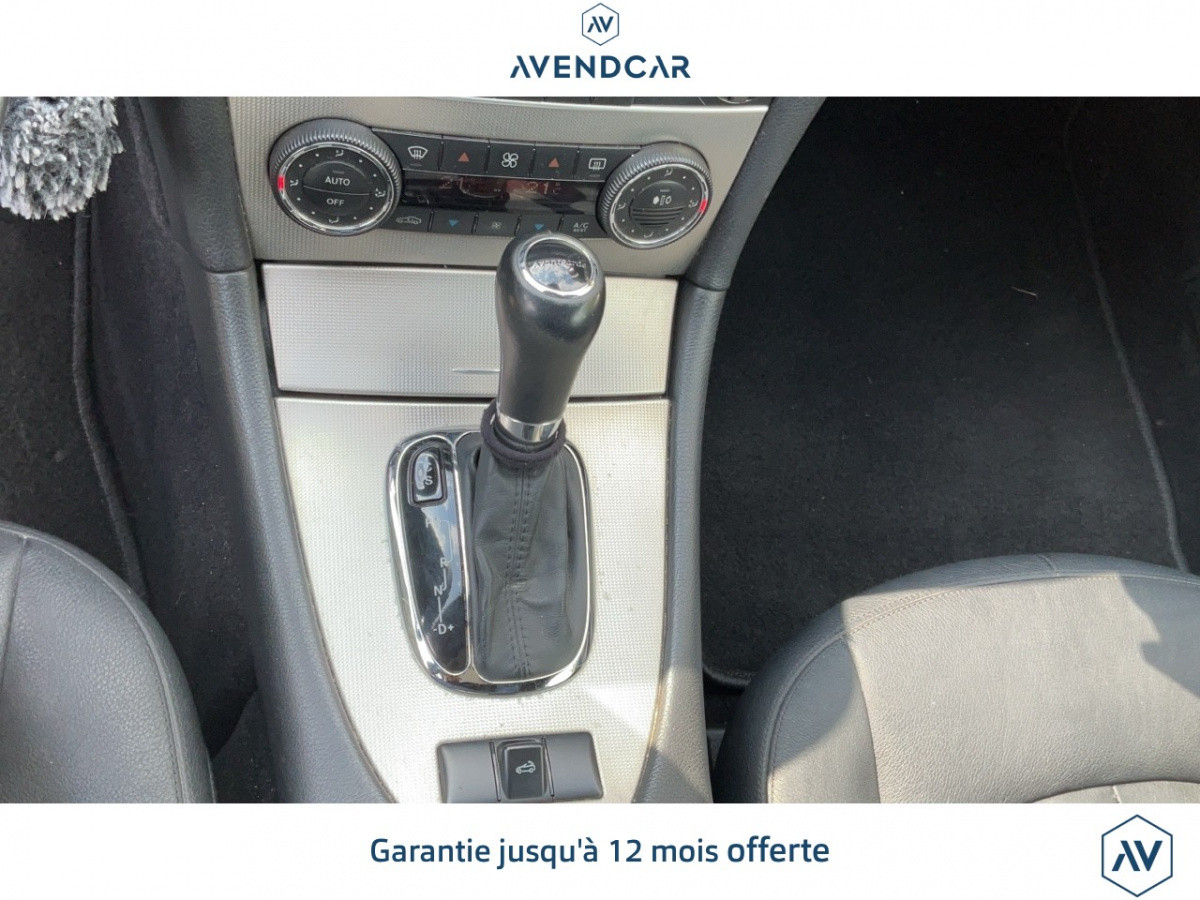 
                                                Voiture
                                                 Véhicule Mercedes Classe CLK