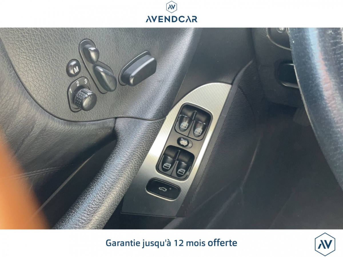 
                                                Voiture
                                                 Véhicule Mercedes Classe CLK