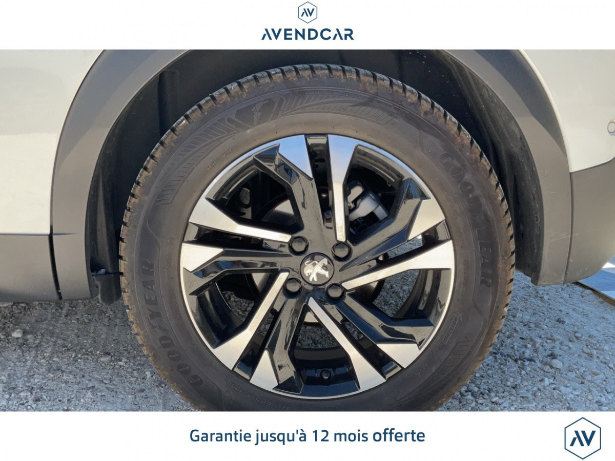 
                                                Voiture
                                                 Véhicule Peugeot 2008 (2)