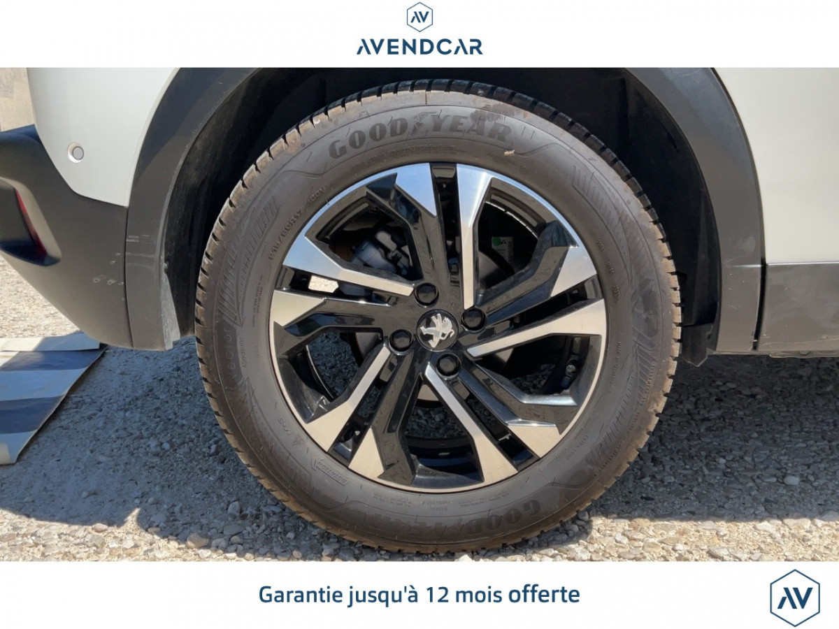 
                                                Voiture
                                                 Véhicule Peugeot 2008 (2)