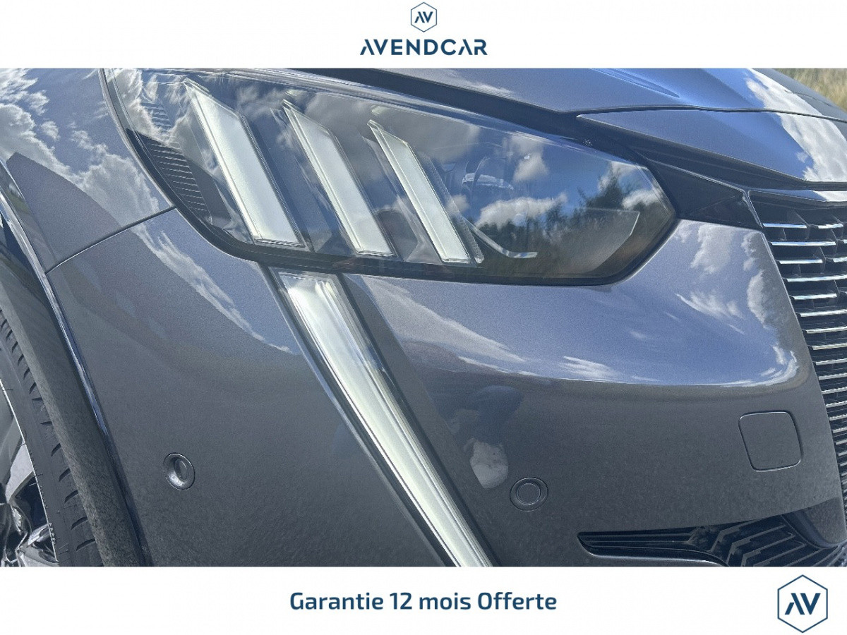 
                                                Voiture
                                                 Véhicule Peugeot 208