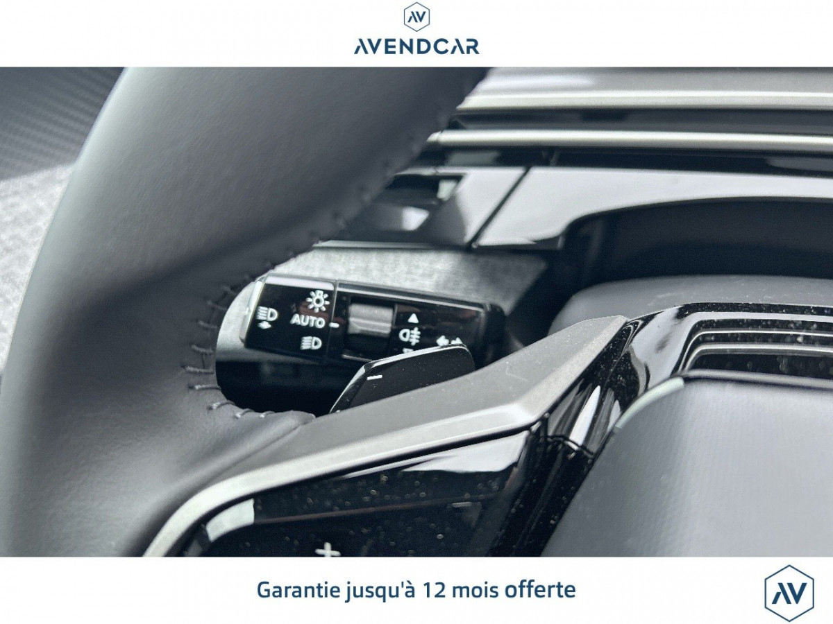 
                                                Voiture
                                                 Véhicule Peugeot 3008