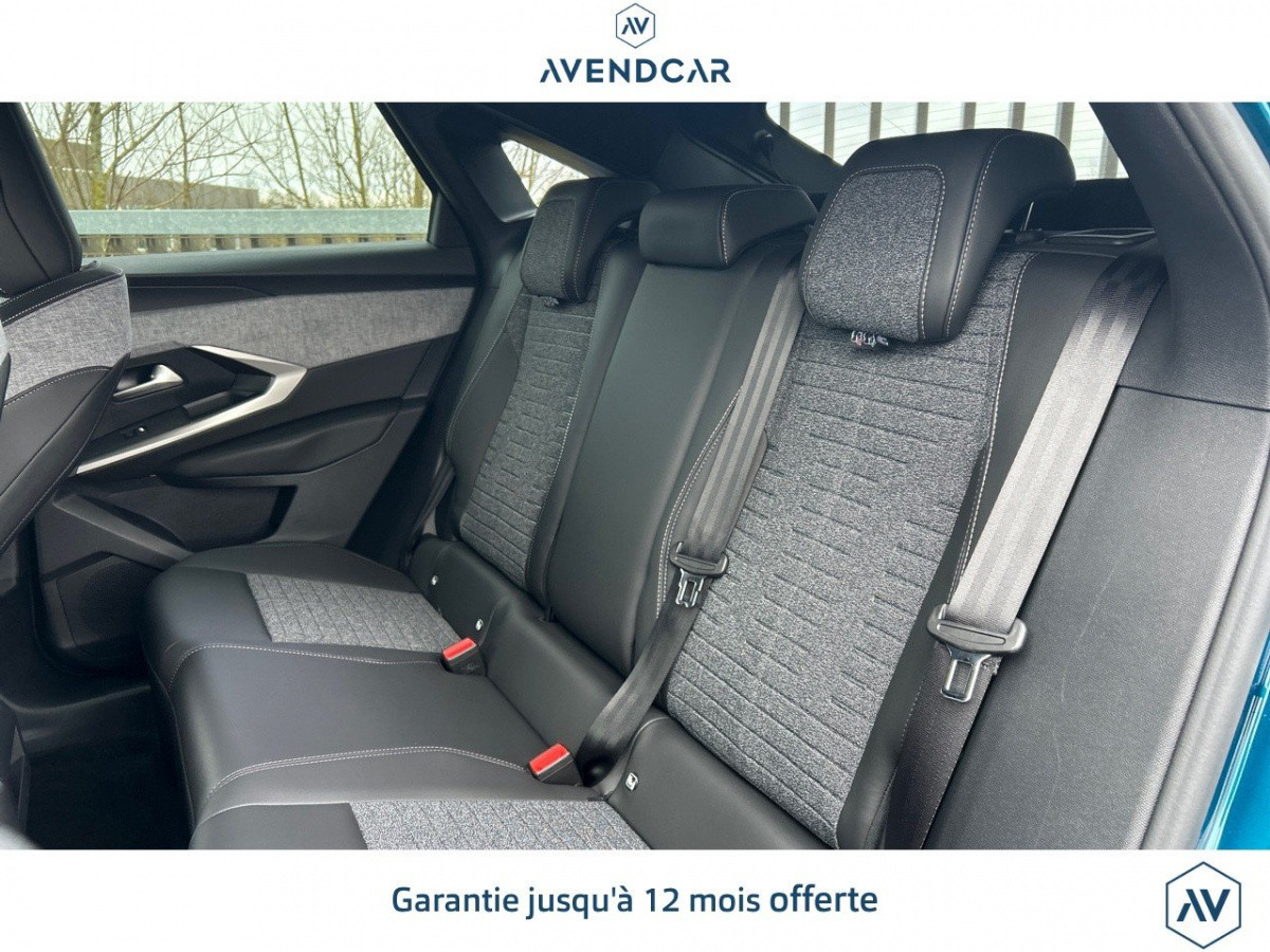 
                                                Voiture
                                                 Véhicule Peugeot 3008