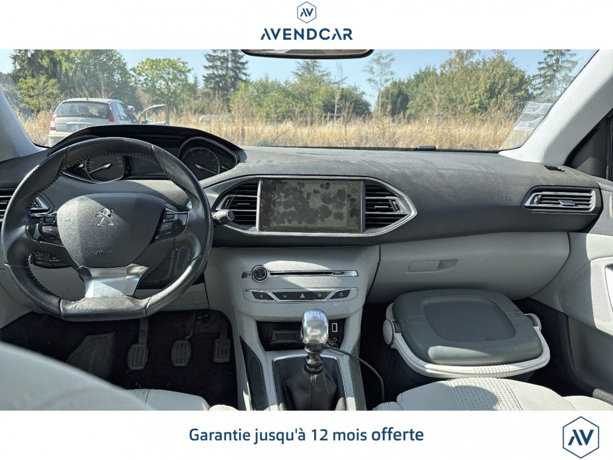 
                                                Voiture
                                                 Véhicule Peugeot 308 SW
