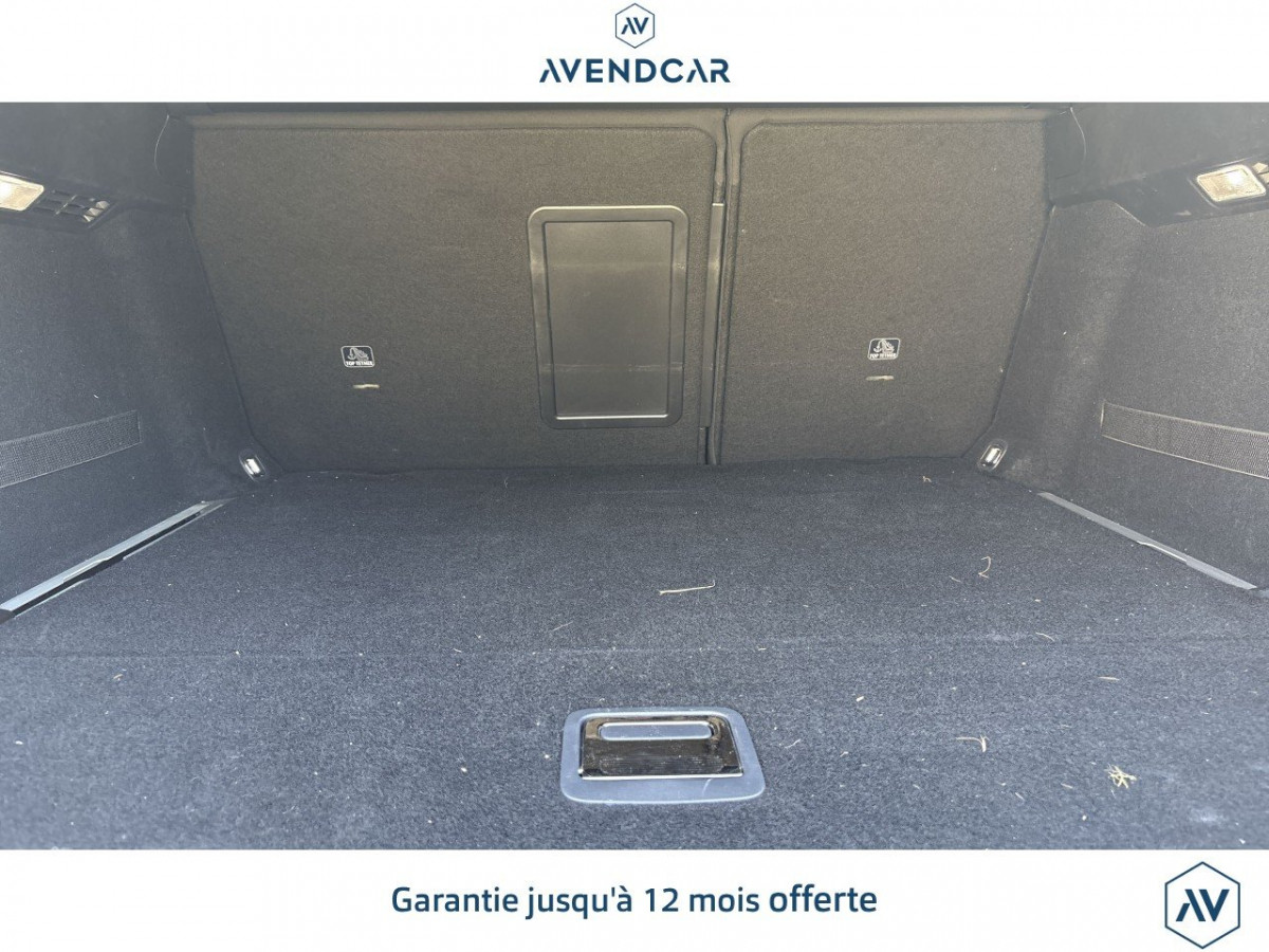 
                                                Voiture
                                                 Véhicule Peugeot 508 (2)