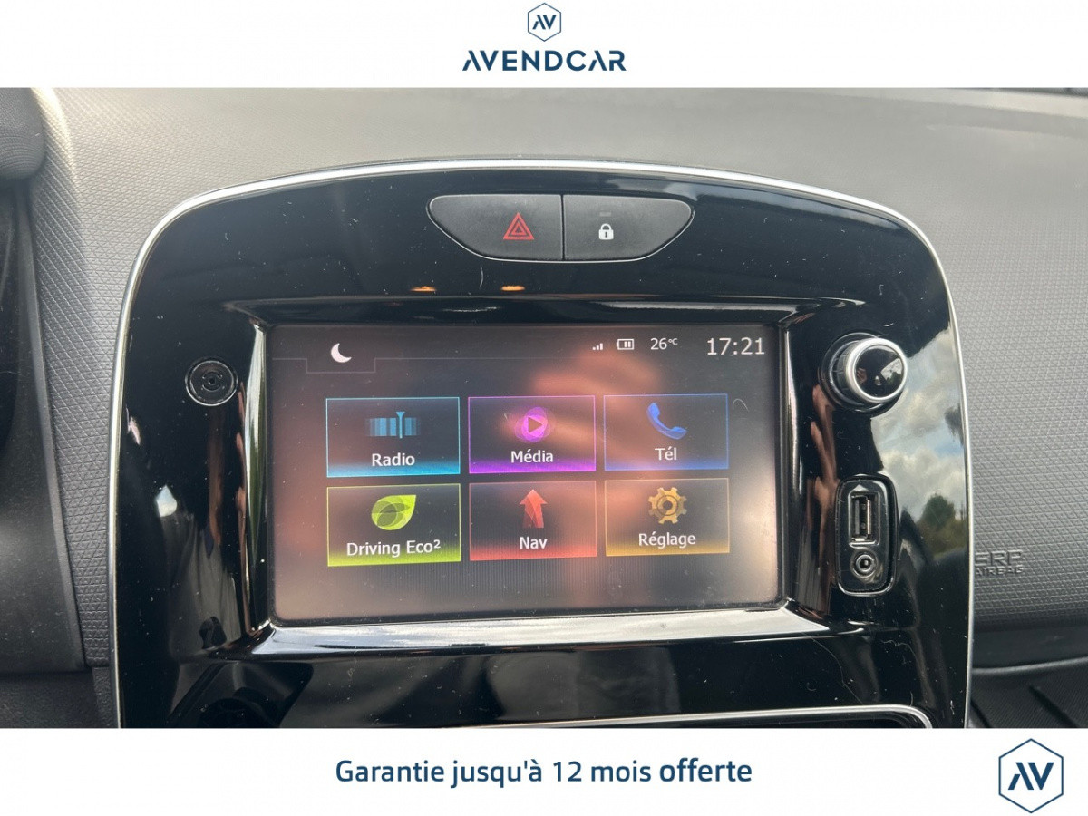 
                                                Voiture
                                                 Véhicule Renault Clio (4)