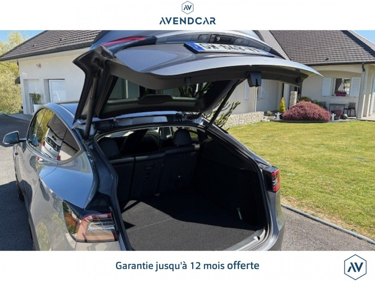 
                                                Voiture
                                                 Véhicule Tesla Model Y