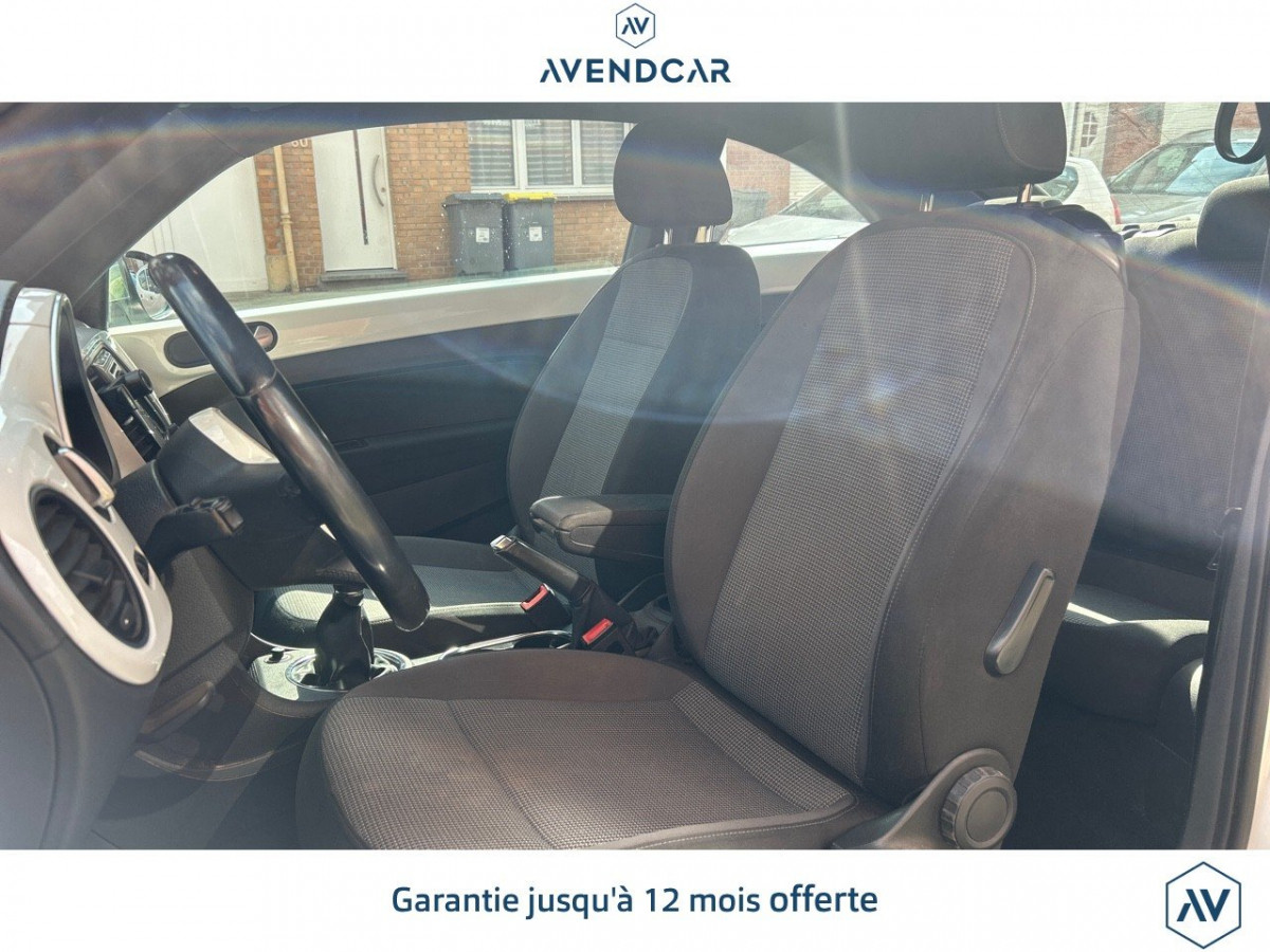 
                                                Voiture
                                                 Véhicule Volkswagen COCCINELLE