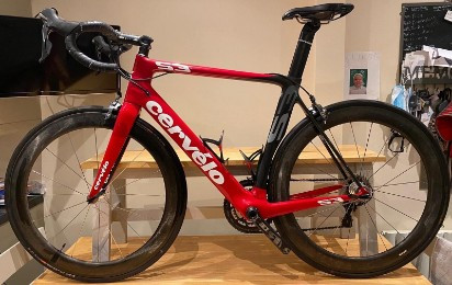 
                                                Vélos
                                                 Vélo de route Cervelo S3.