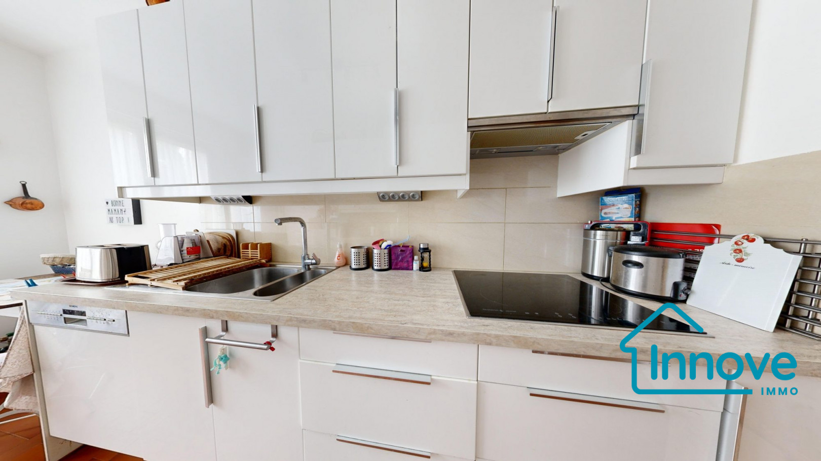 
                                                Vente
                                                 Vente appartement 5 pièces - Versailles Rive droite