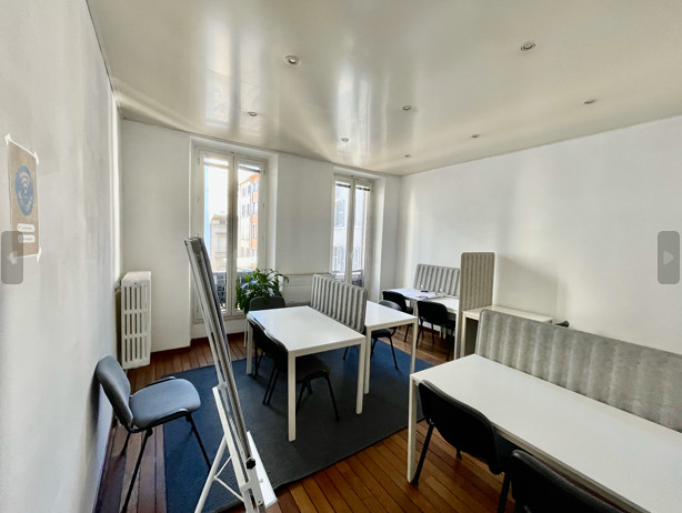 
                                                Vente
                                                 Vente Bureaux Marseille 13001