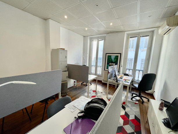 
                                                Vente
                                                 Vente Bureaux Marseille 13001