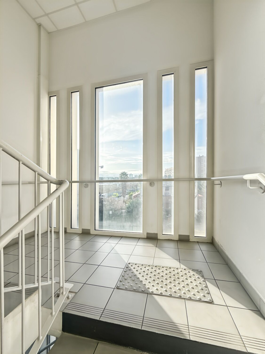 
                                                Vente
                                                 Vente Bureaux Marseille 13013