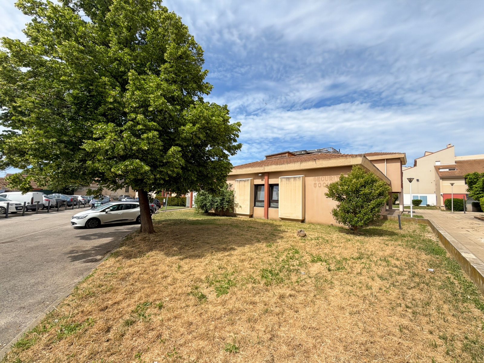 
                                                Vente
                                                 Vente Bureaux Marseille 13016