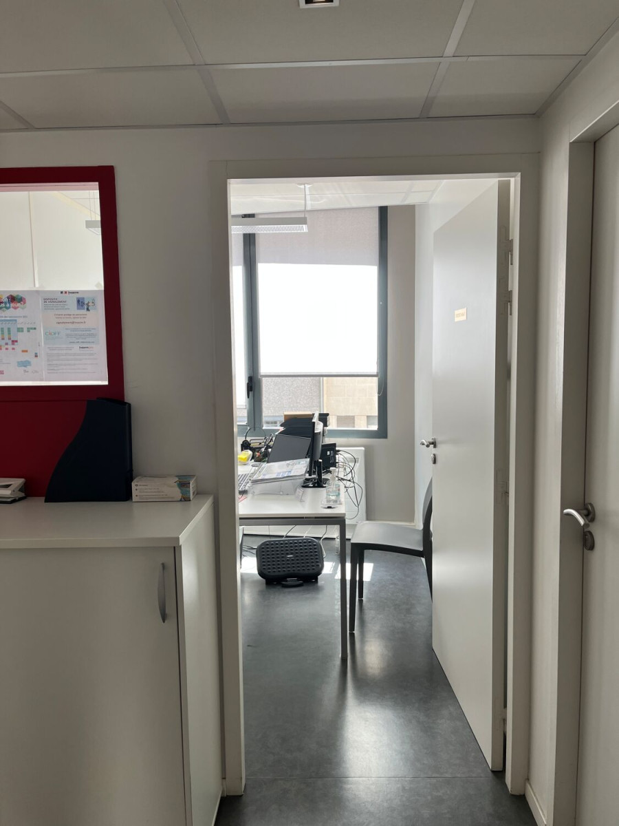 
                                                Vente
                                                 Vente Bureaux Nantes 44000