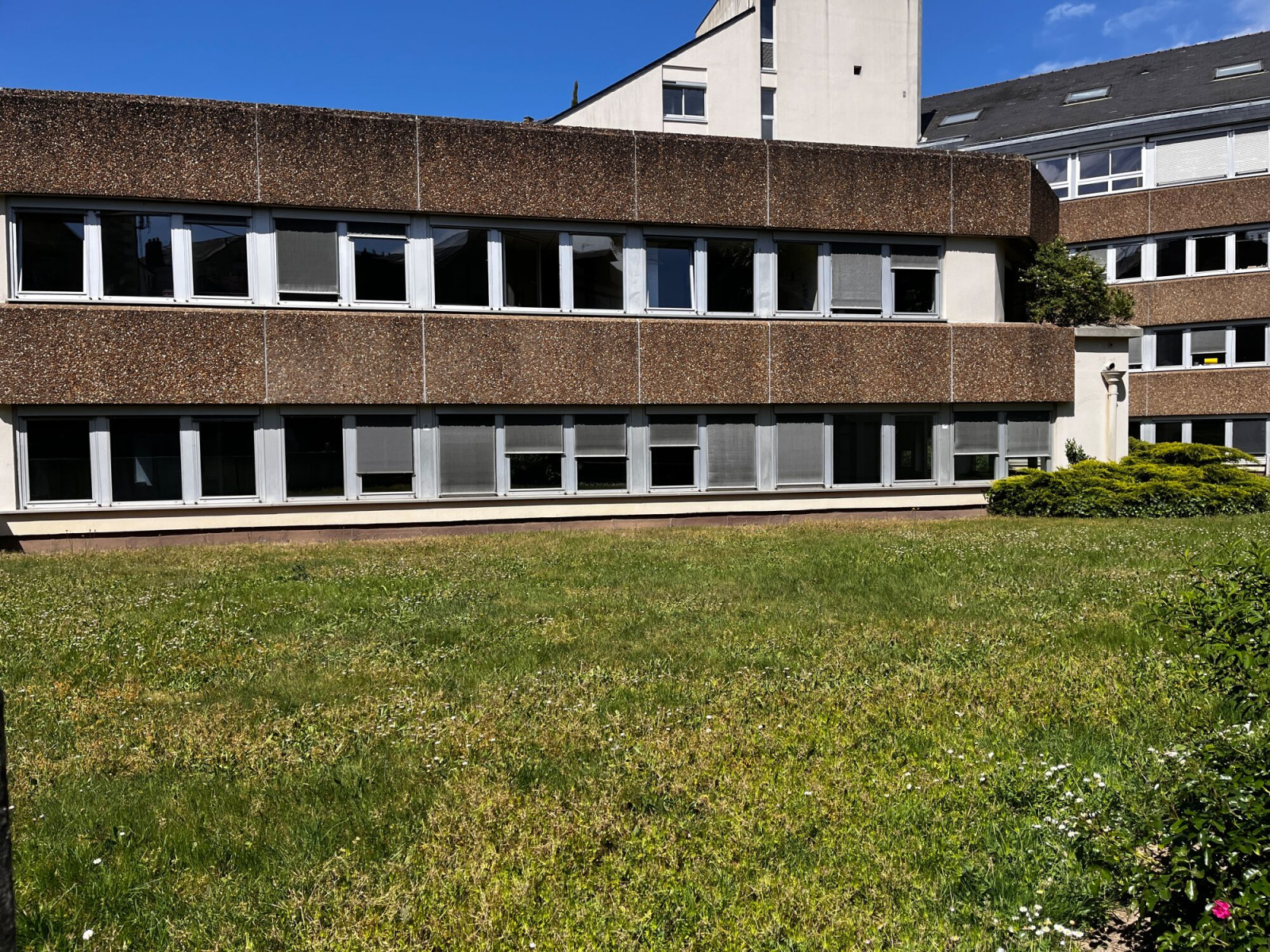 
                                                Vente
                                                 Vente Bureaux Nantes 44000