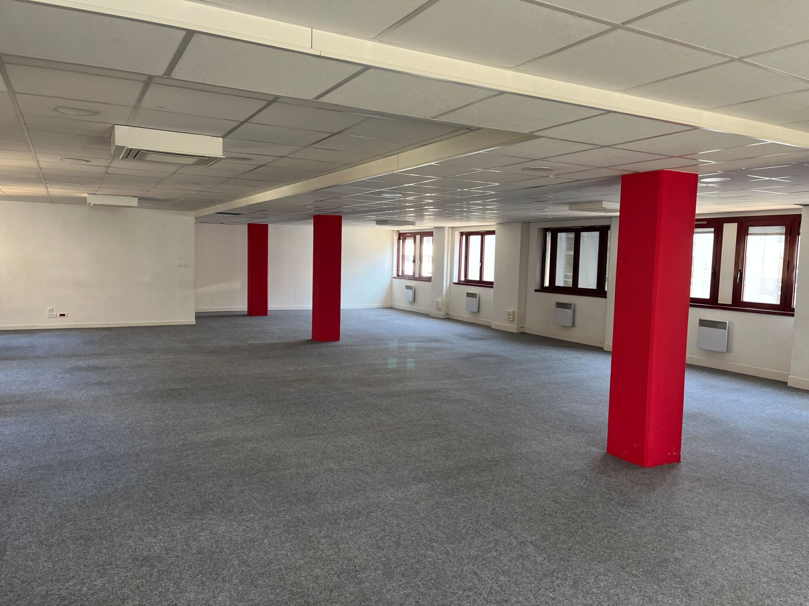 
                                                Vente
                                                 Vente Bureaux Nantes 44000