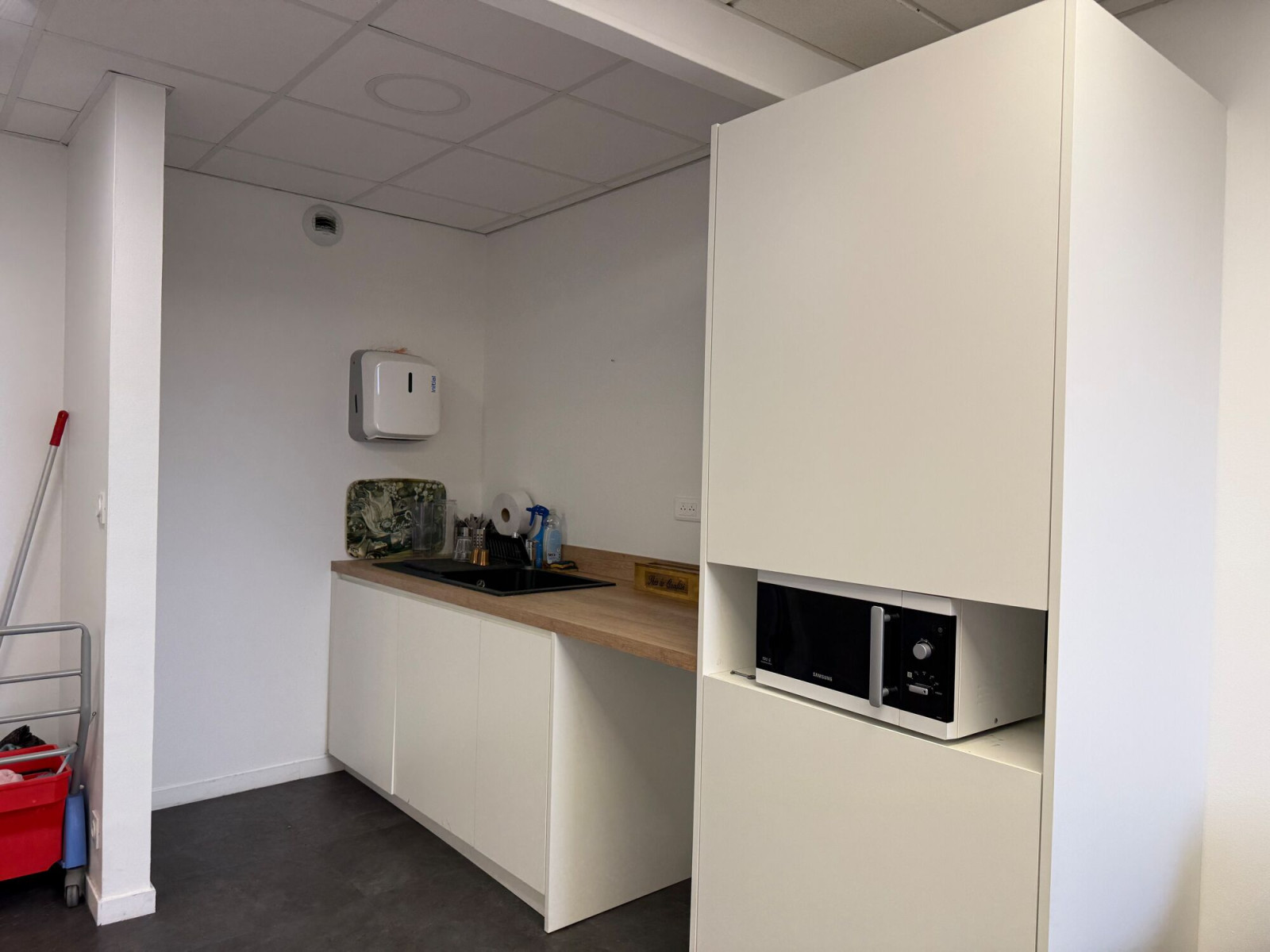 
                                                Vente
                                                 Vente Bureaux Nantes 44100
