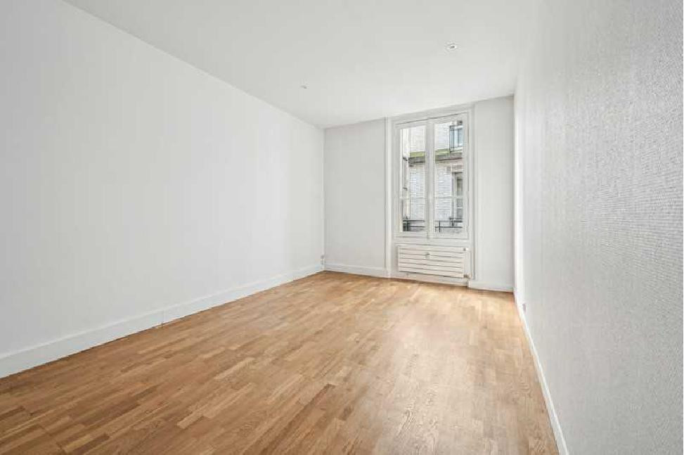 
                                                Vente
                                                 Vente Bureaux Paris 75007