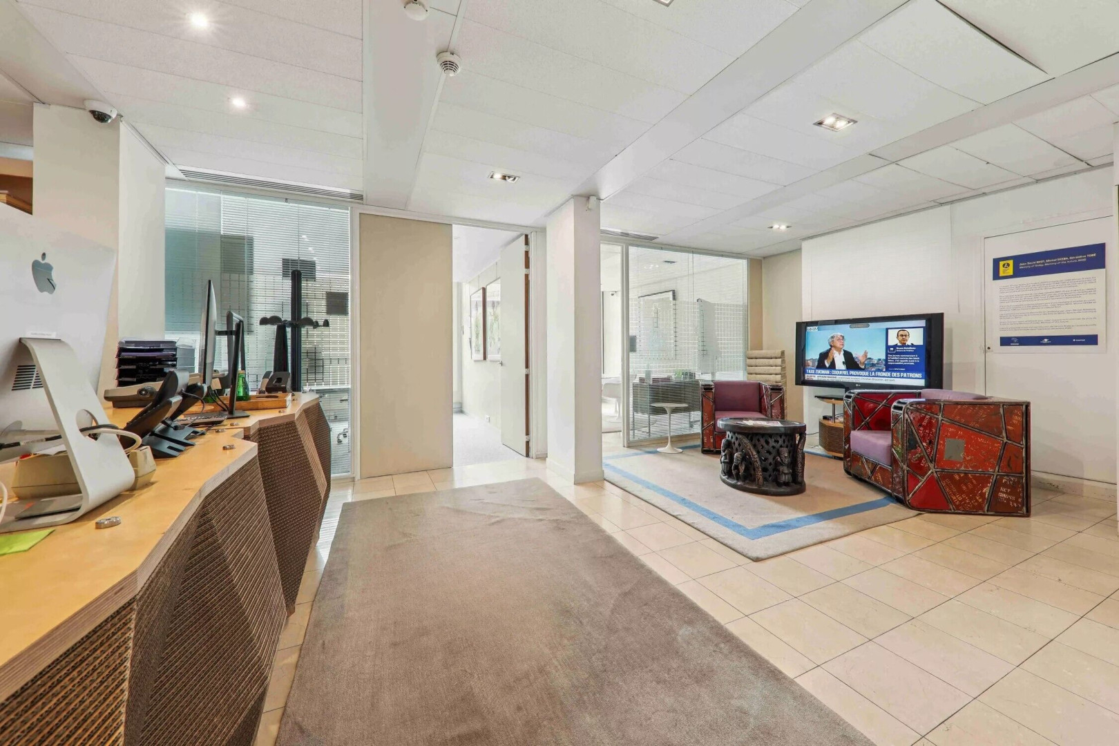 
                                                Vente
                                                 Vente Bureaux Paris 75008