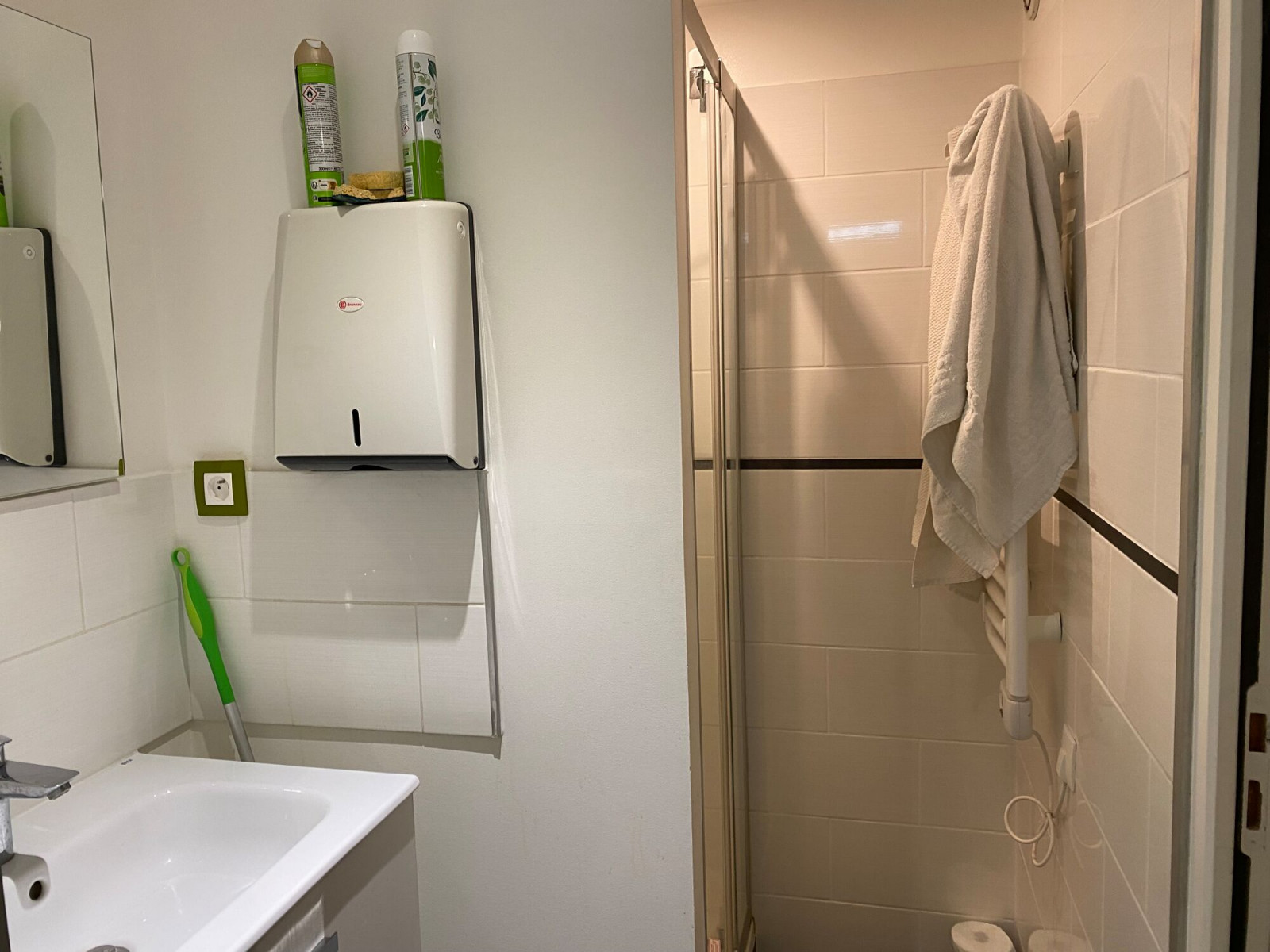 
                                                Vente
                                                 Vente Bureaux Paris 75009