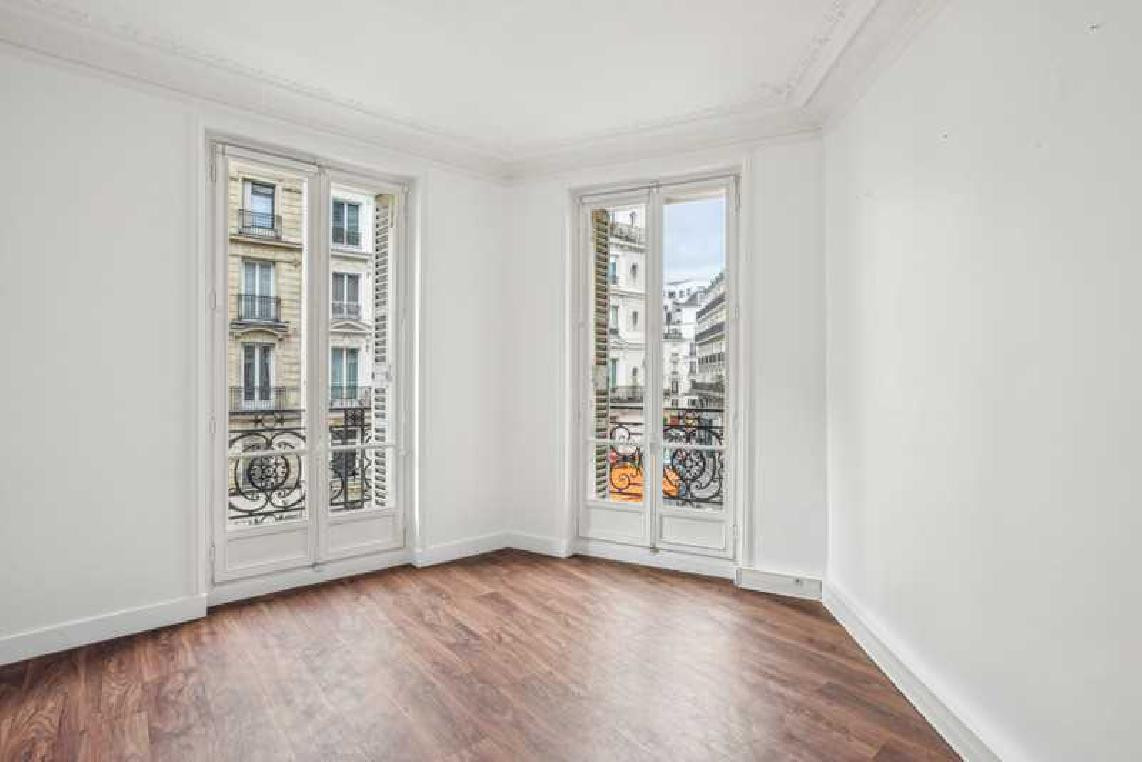 
                                                Vente
                                                 Vente Bureaux Paris 75009