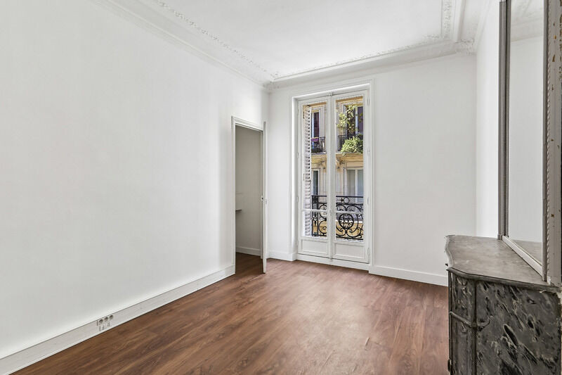 
                                                Vente
                                                 Vente Bureaux Paris 75009