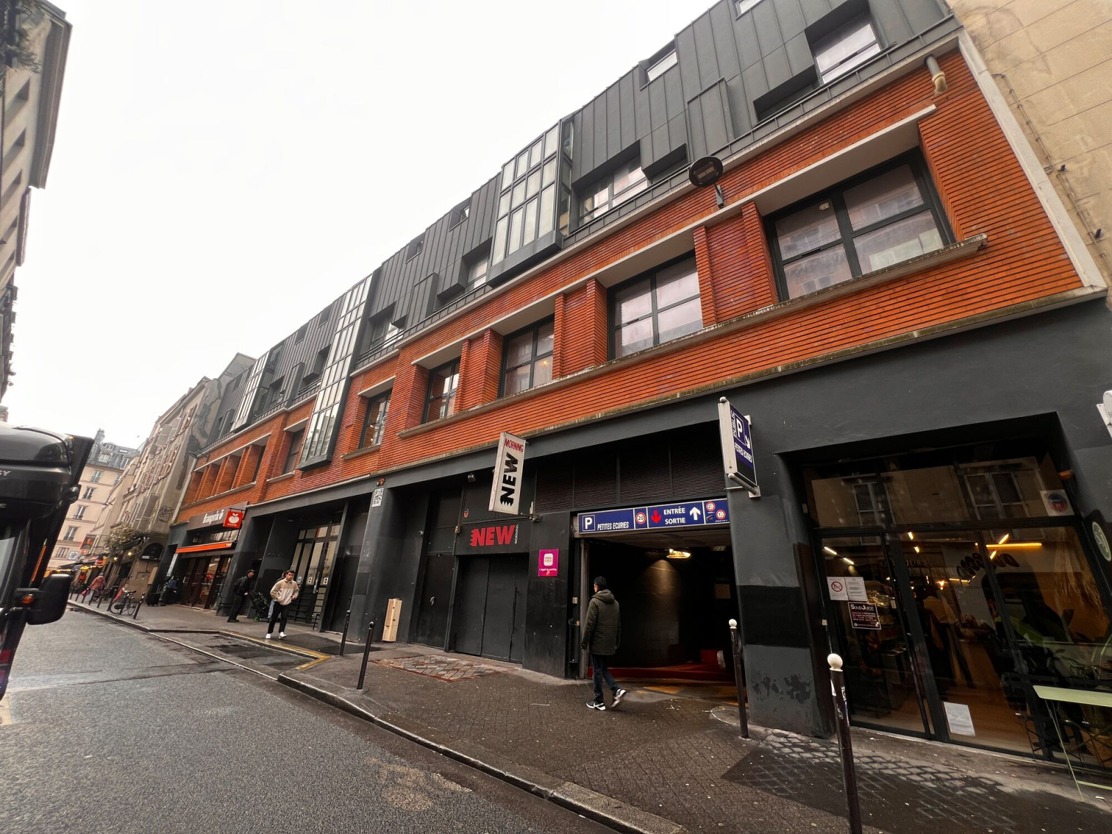 
                                                Vente
                                                 Vente Bureaux Paris 75010