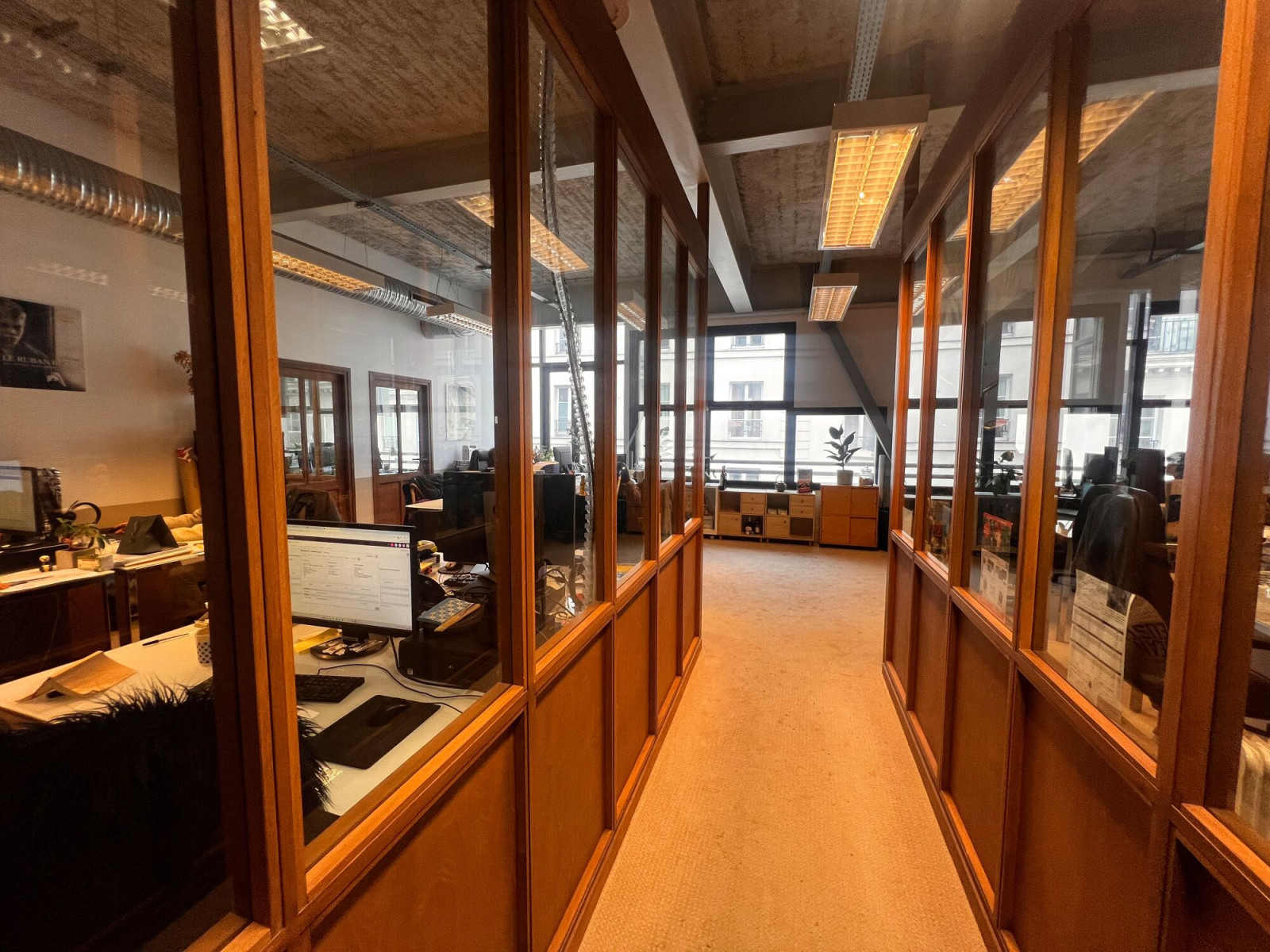 
                                                Vente
                                                 Vente Bureaux Paris 75010