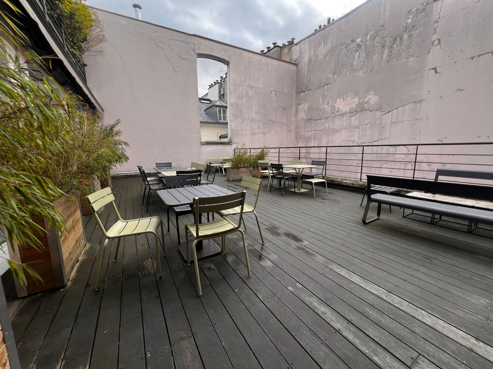 
                                                Vente
                                                 Vente Bureaux Paris 75010