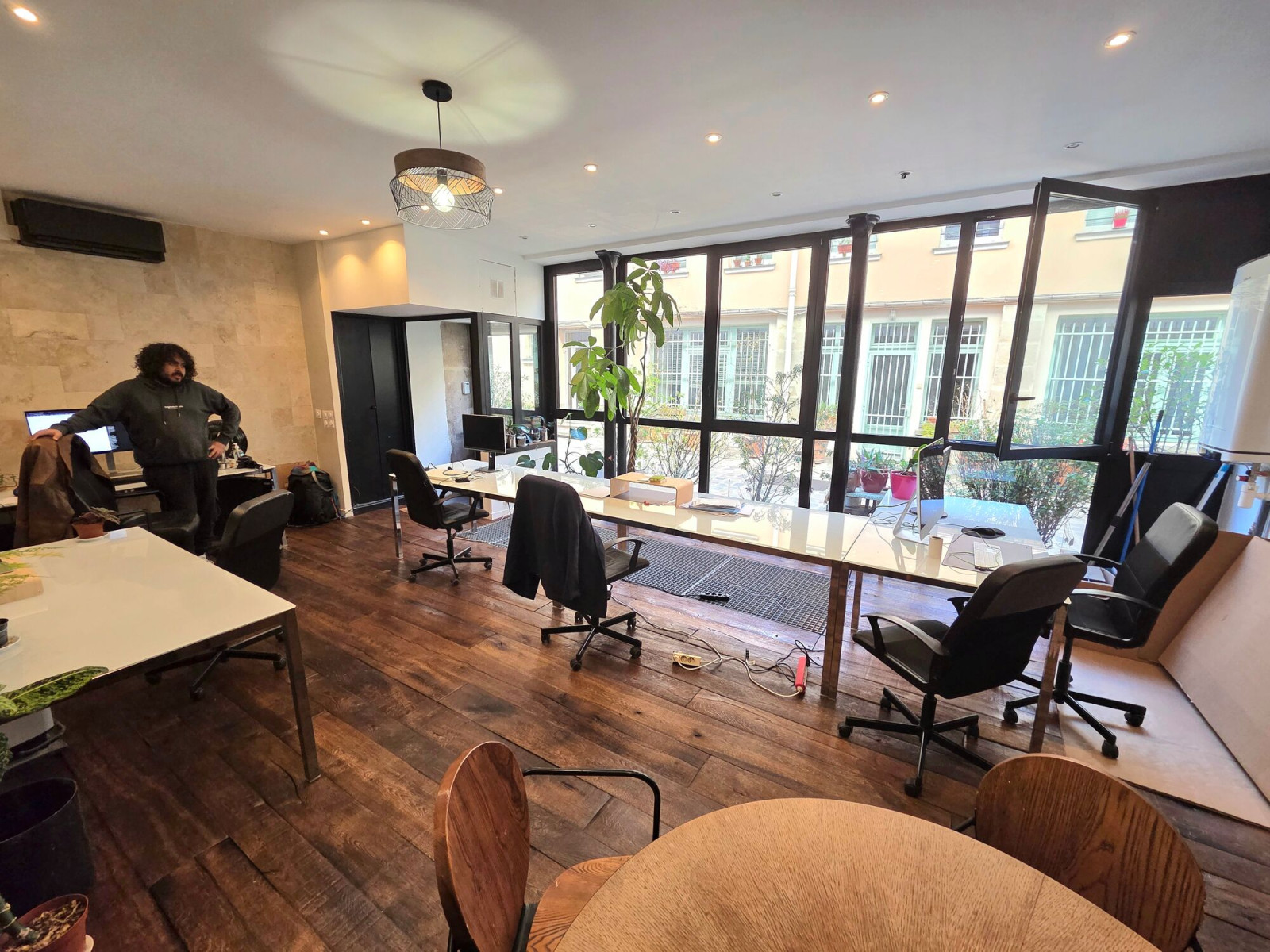 
                                                Vente
                                                 Vente Bureaux Paris 75011