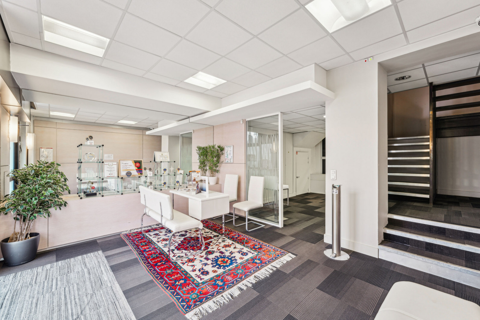 
                                                Vente
                                                 Vente Bureaux Paris 75017