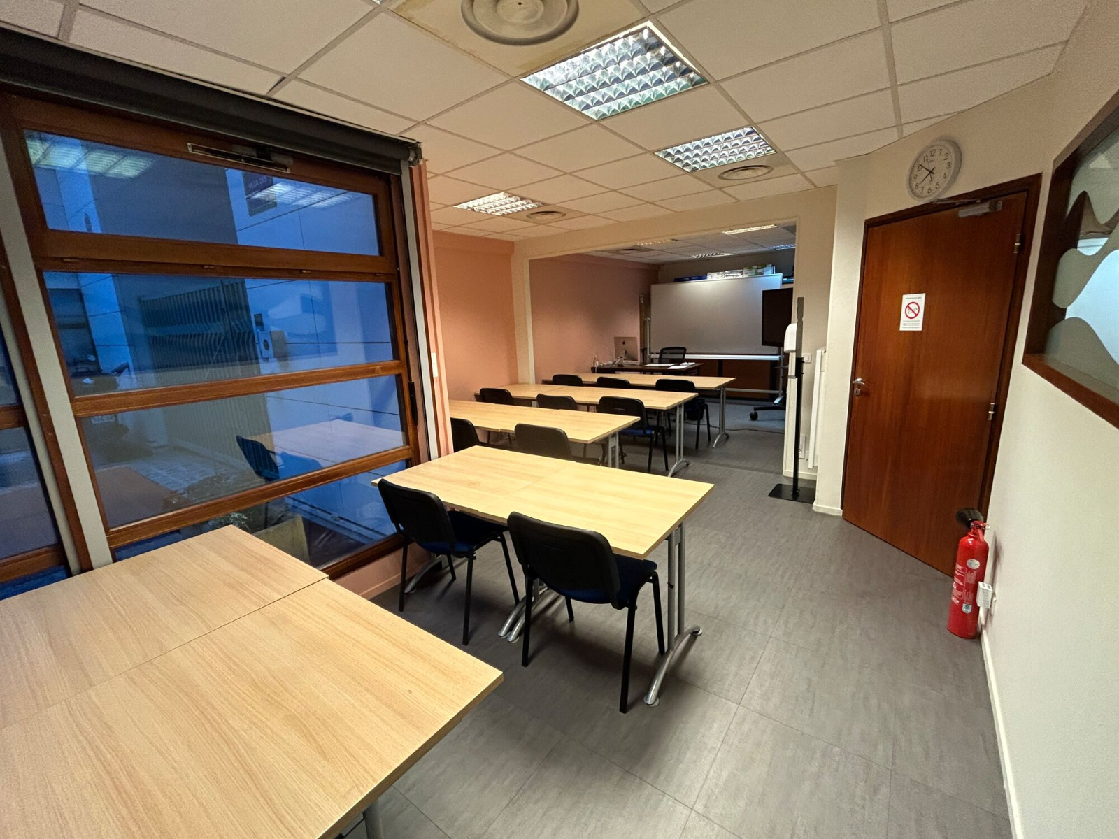 
                                                Vente
                                                 Vente Bureaux Paris 75020