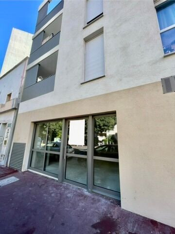 
                                                Vente
                                                 Vente Bureaux Toulon 83200