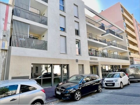 
                                                Vente
                                                 Vente Bureaux Toulon 83200