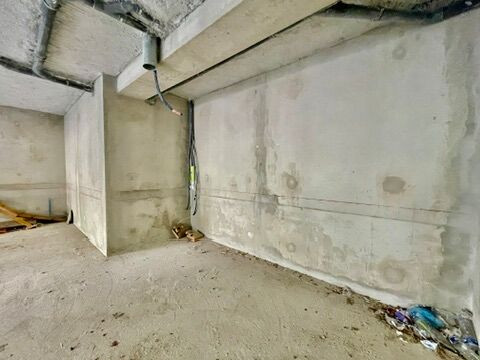 
                                                Vente
                                                 Vente Bureaux Toulon 83200