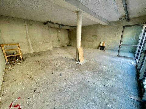 
                                                Vente
                                                 Vente Bureaux Toulon 83200