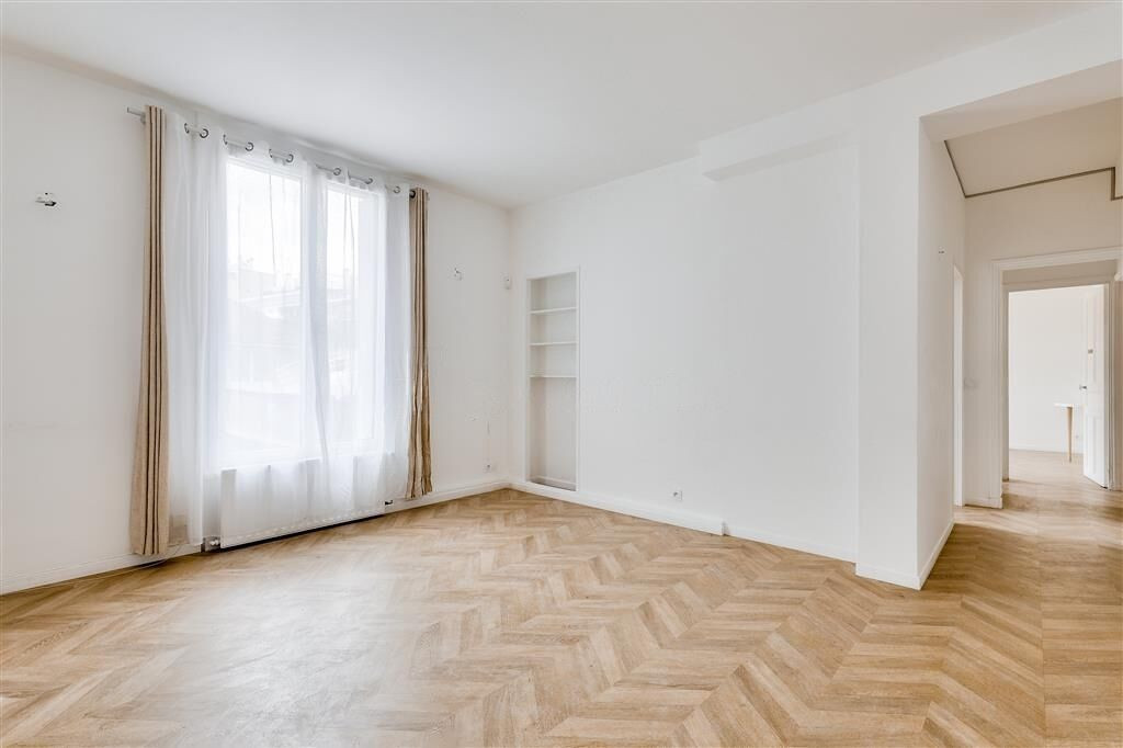 
                                                Vente
                                                 Vente et location Bureaux Boulogne-Billancourt 92100